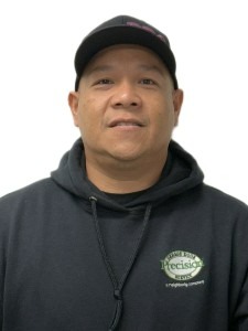Trien Hoang, Warehouse Lead